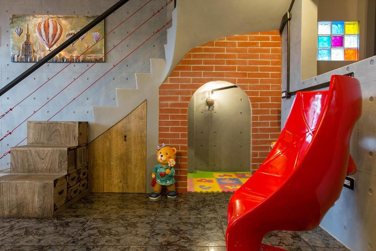 Yi Suo Yen Yu Homestay Chenggong Exterior photo
